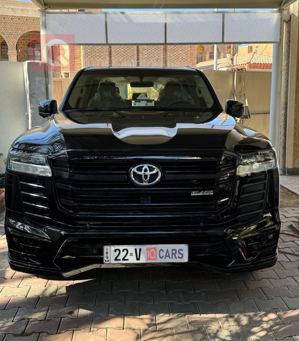 تۆیۆتا لاند کروزەر